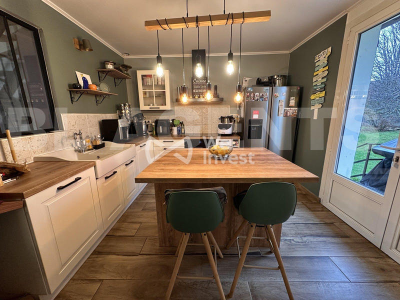 Maison - 110 m² - 6 pièces