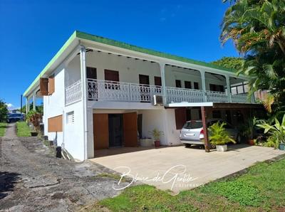 Maison - 159 m² - 7 pièces