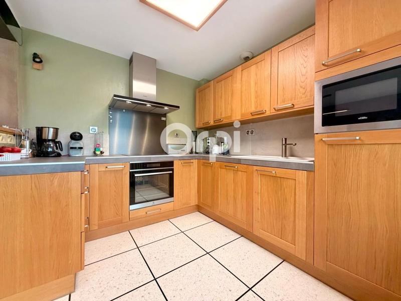 Maison - 107 m² - 5 pièces