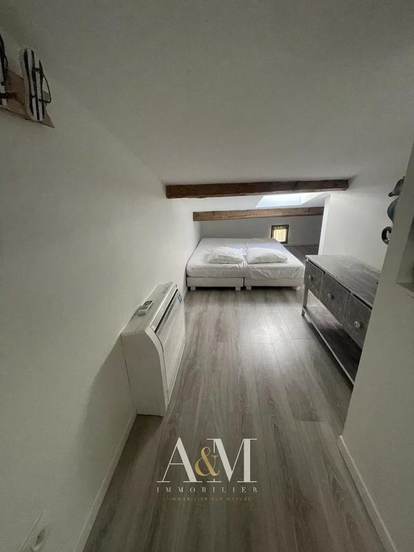 Appartement - 110 m² - 4 pièces