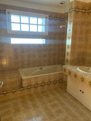 Maison - 231 m² - 5 pièces