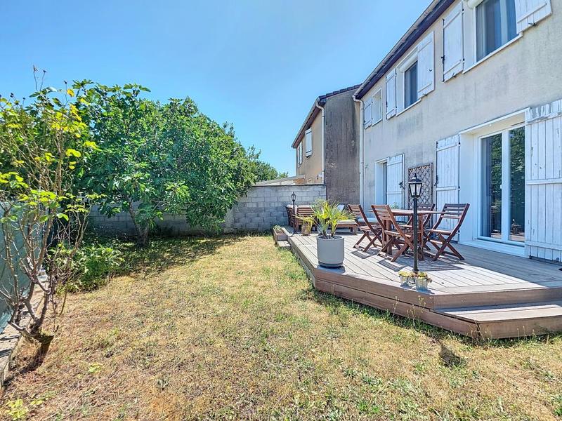 Maison de campagne - 90 m² - 4 pièces