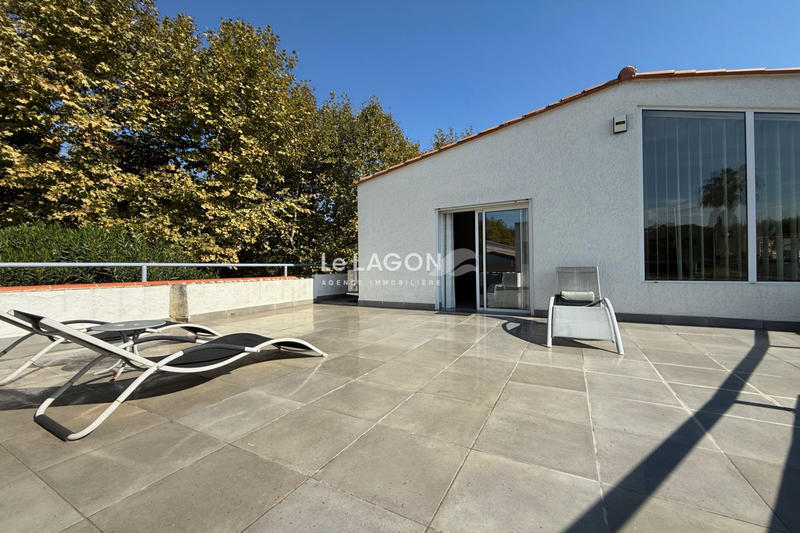 Maison - 236 m² - 4 pièces