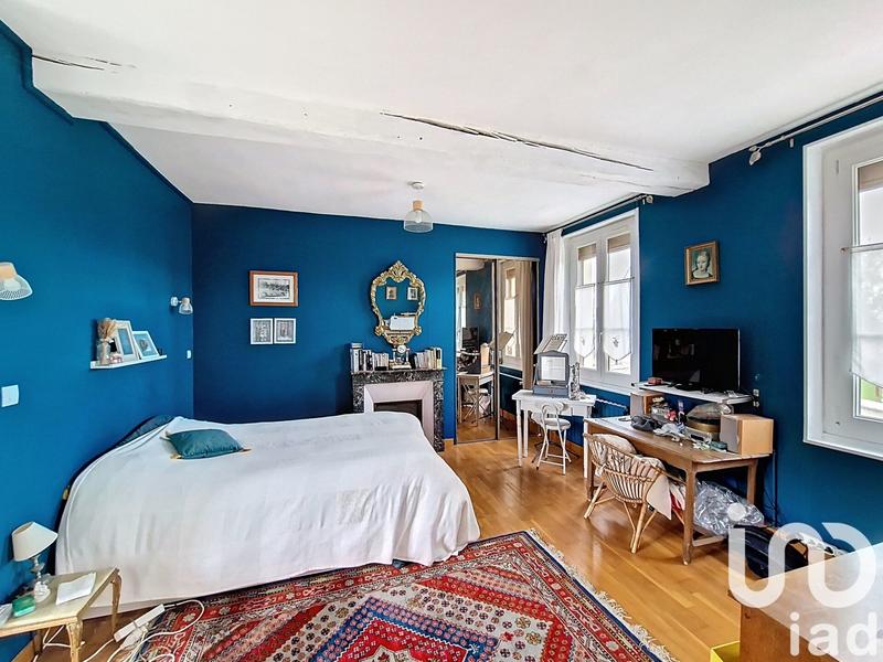 Maison - 197 m² - 9 pièces