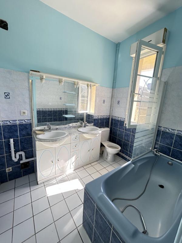 Maison ancienne - 97 m² - 5 pièces