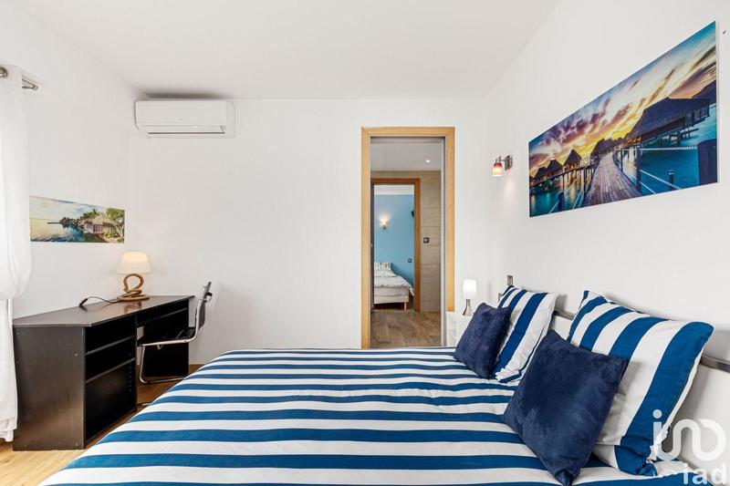 Appartement - 90 m² - 4 pièces