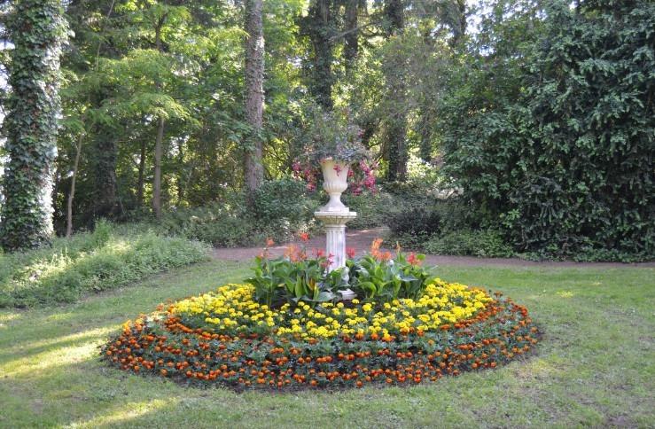 Manoir - 2 000 m² - 30 pièces