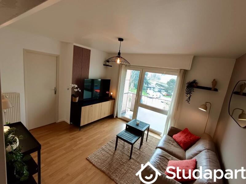 Chambre - 10 m² - 1 pièce