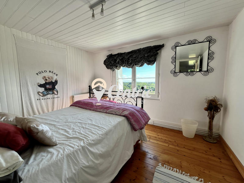 Maison - 142 m² - 5 pièces