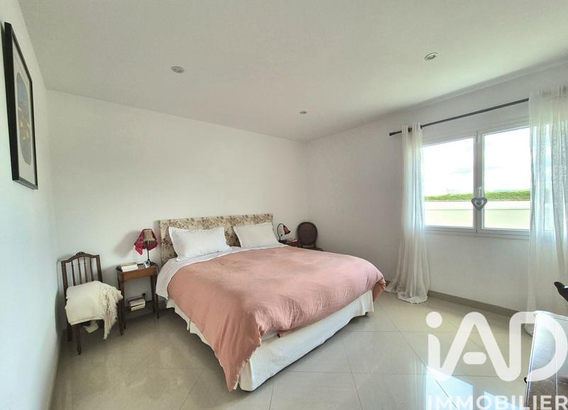 Maison de maîtres - 356 m² - 9 pièces