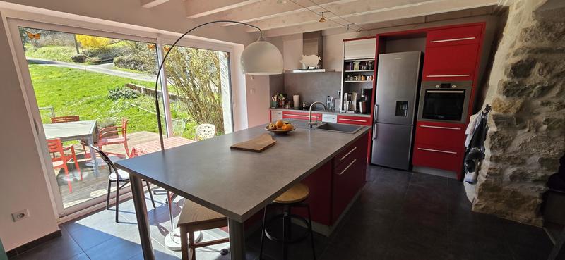 Maison en pierre - 182 m² - 9 pièces