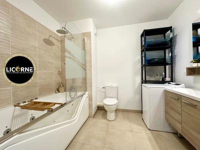 Appartement - 85 m² - 4 pièces