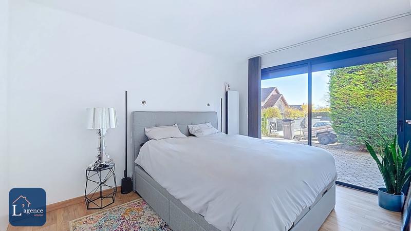 Maison - 228 m² - 7 pièces