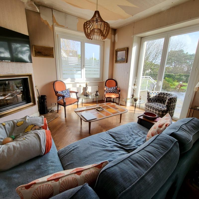 Maison de village - 184 m² - 8 pièces