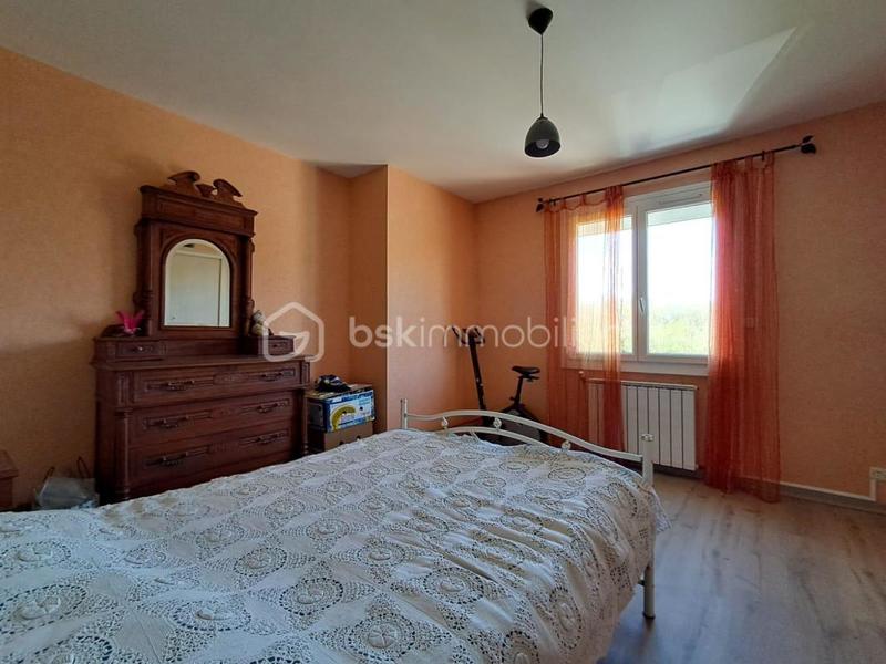 Maison traditionnelle - 140 m² - 4 pièces