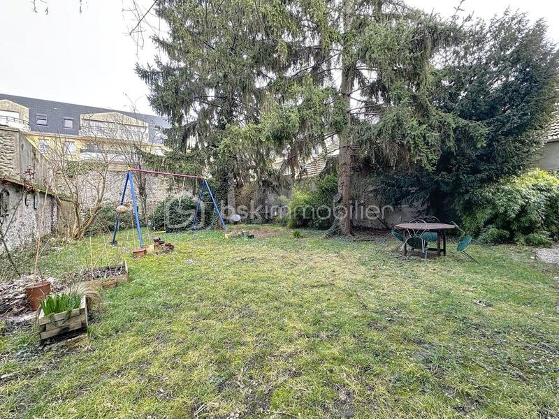 Maison bourgeoise - 140 m² - 7 pièces