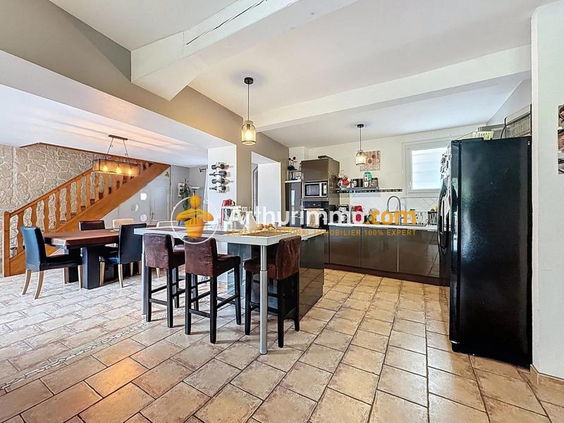 Maison - 135 m² - 6 pièces