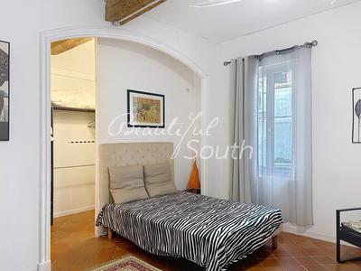 Maison de village - 254 m² - 6 pièces