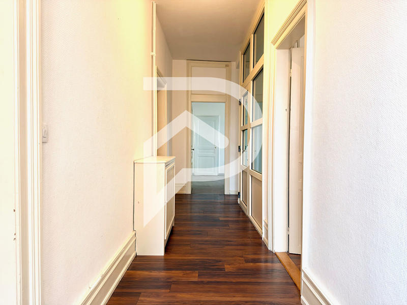 Appartement - 95 m² - 4 pièces