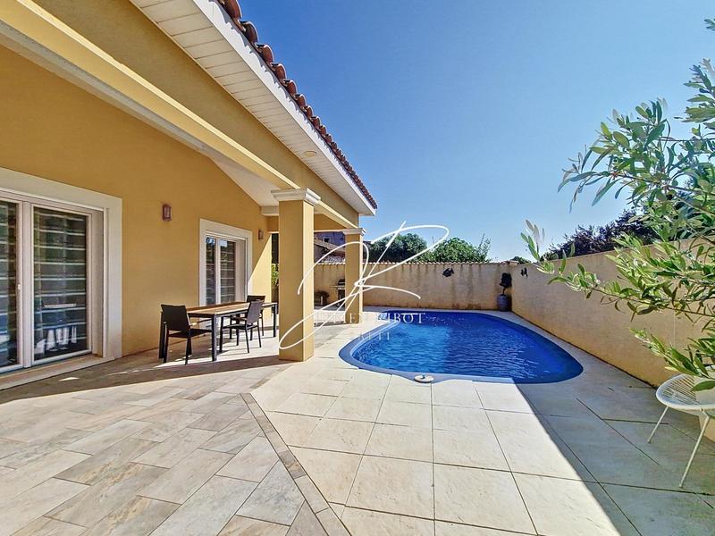 Maison - 127 m² - 4 pièces