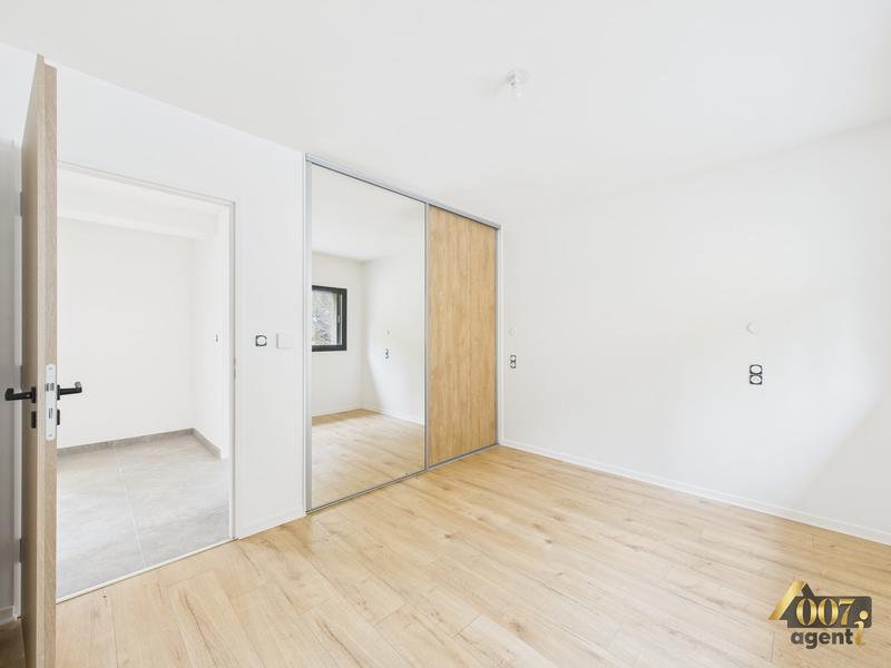 Appartement - 96 m² - 4 pièces