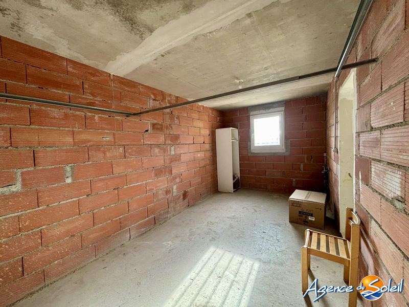 Maison - 79 m² - 6 pièces