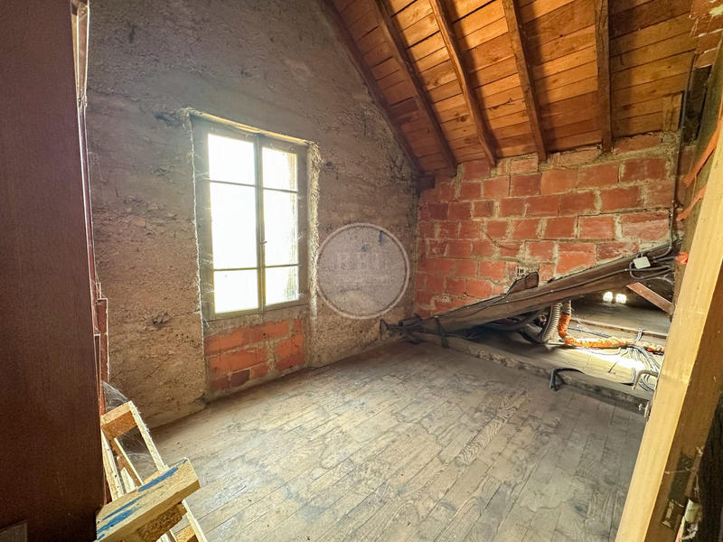 Maison - 121 m² - 6 pièces