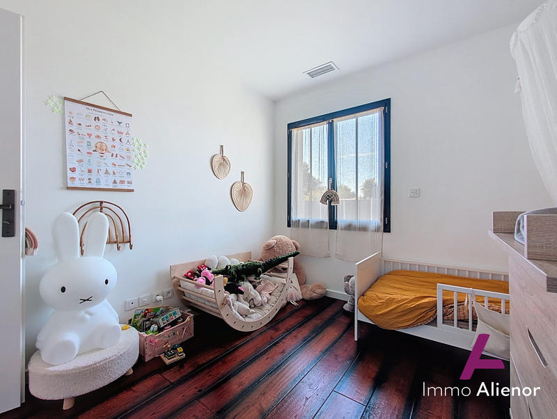 Maison - 105 m² - 4 pièces