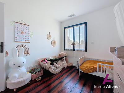 Maison - 105 m² - 4 pièces