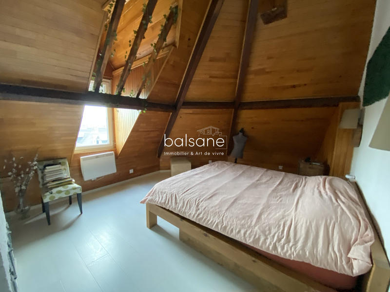 Appartement - 85 m² - 3 pièces