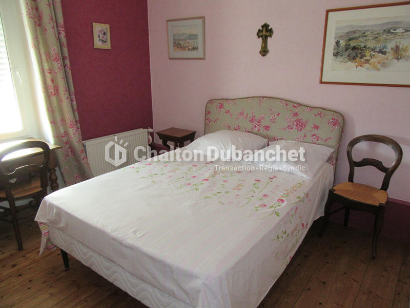 Maison - 170 m² - 8 pièces