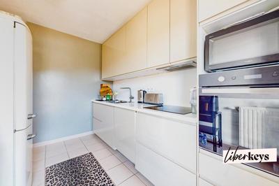 Appartement - 90 m² - 4 pièces