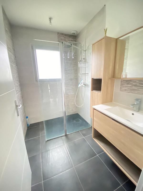 Maison - 99 m² - 4 pièces