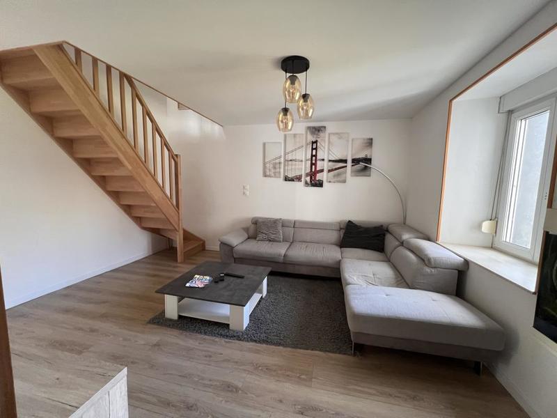 Maison - 105 m² - 6 pièces