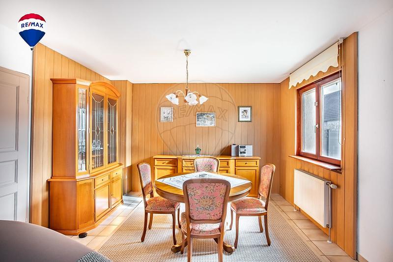 Maison - 99 m² - 5 pièces