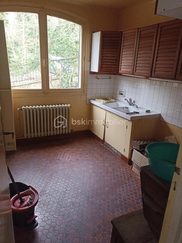 Maison traditionnelle - 194 m² - 7 pièces