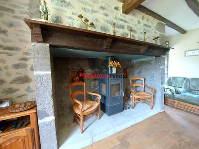 Maison - 204 m² - 9 pièces