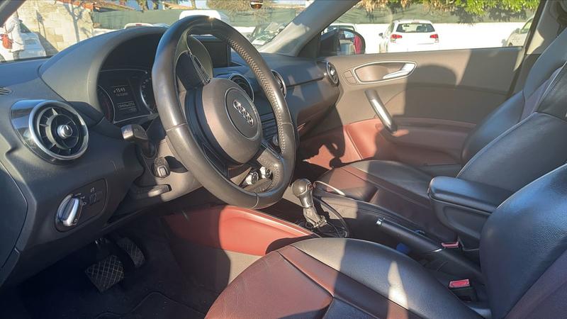 Audi A1 1.6 Tdi 90 s-Tronic7 Ambition Luxe - Automatique Toit ouvrant