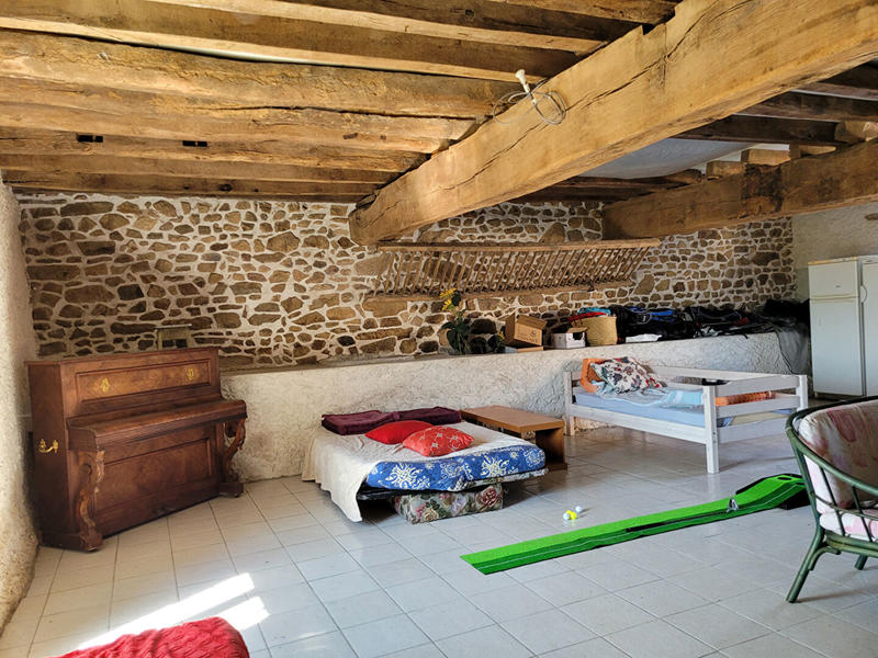 Maison - 203 m² - 8 pièces