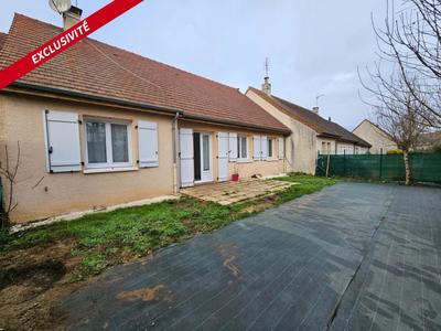 Maison - 90 m² - 4 pièces