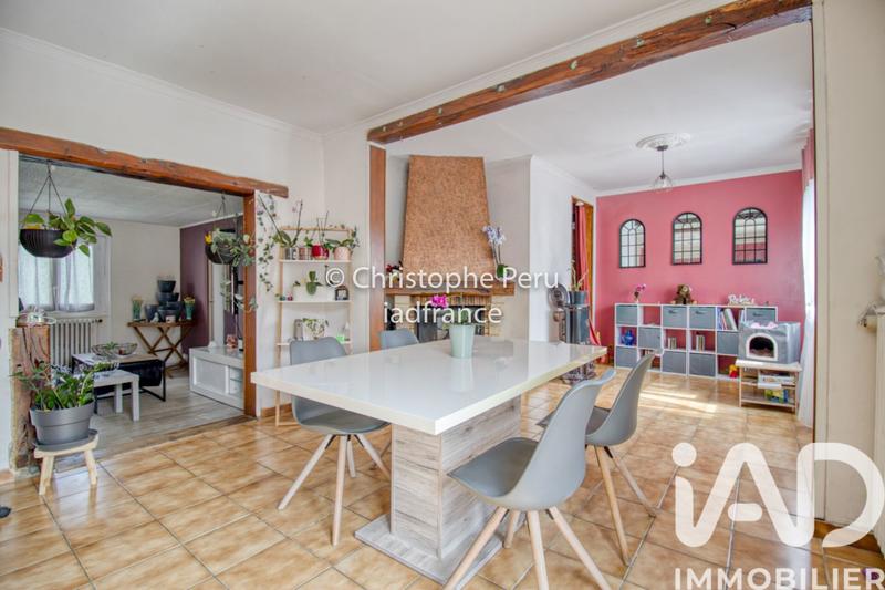 Maison - 104 m² - 5 pièces