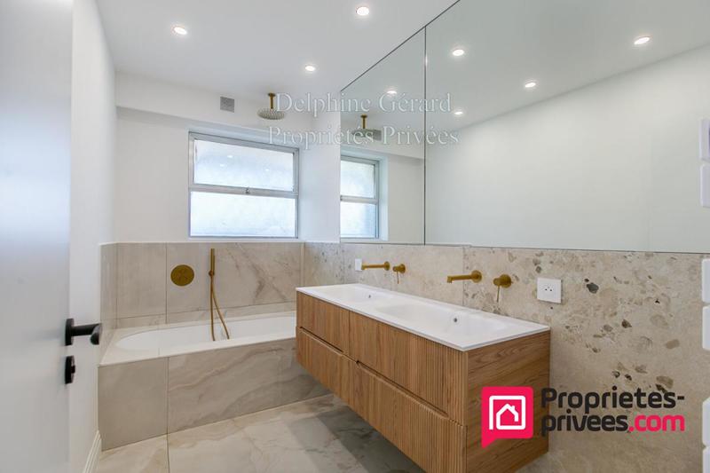 Appartement - 90 m² - 4 pièces