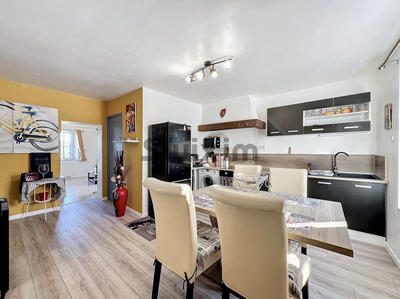 Appartement - 75 m² - 4 pièces