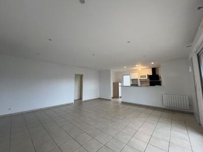 Maison - 88 m² - 4 pièces