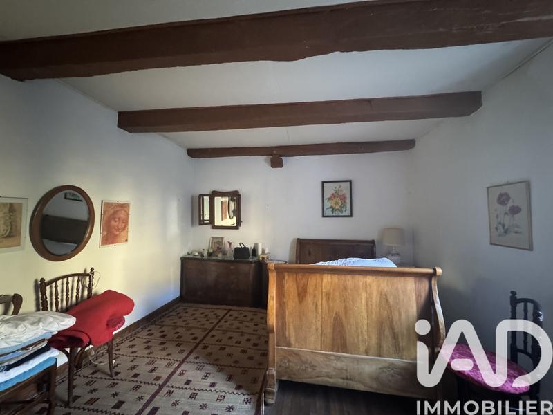 Maison - 210 m² - 10 pièces