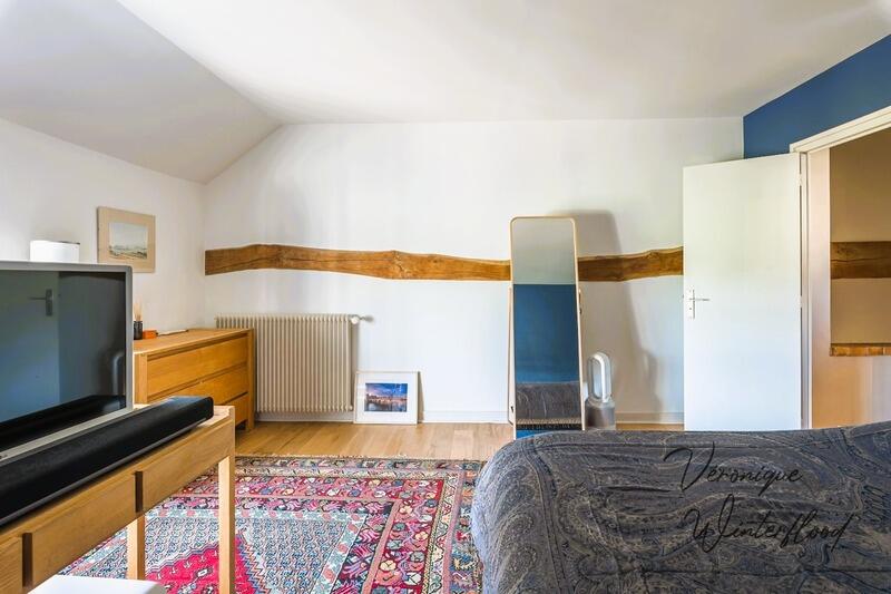 Maison - 260 m² - 8 pièces