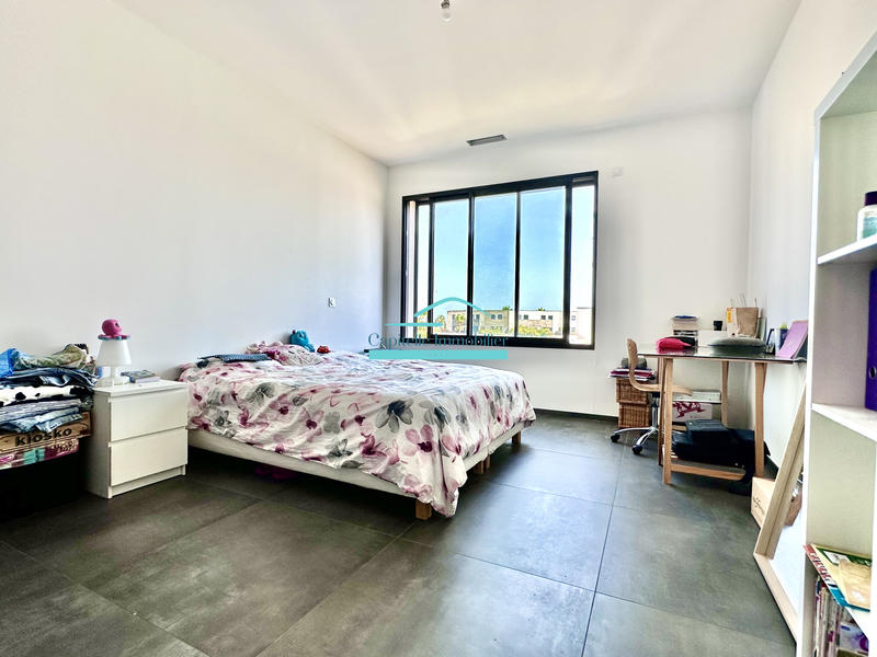 Villa - 225 m² - 6 pièces