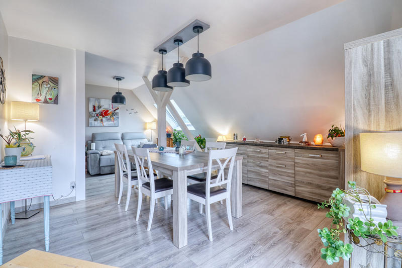 Appartement - 95 m² - 4 pièces