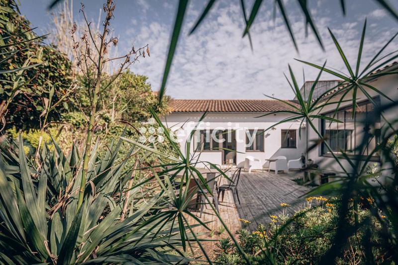 Maison - 170 m² - 7 pièces