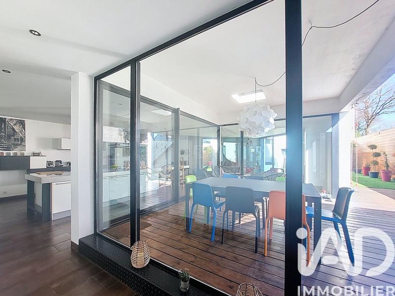 Maison - 197 m² - 6 pièces